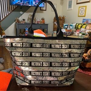 LARGE VICTORIA’S SECRET SILVER SEQUIN TOTE BAG!!
